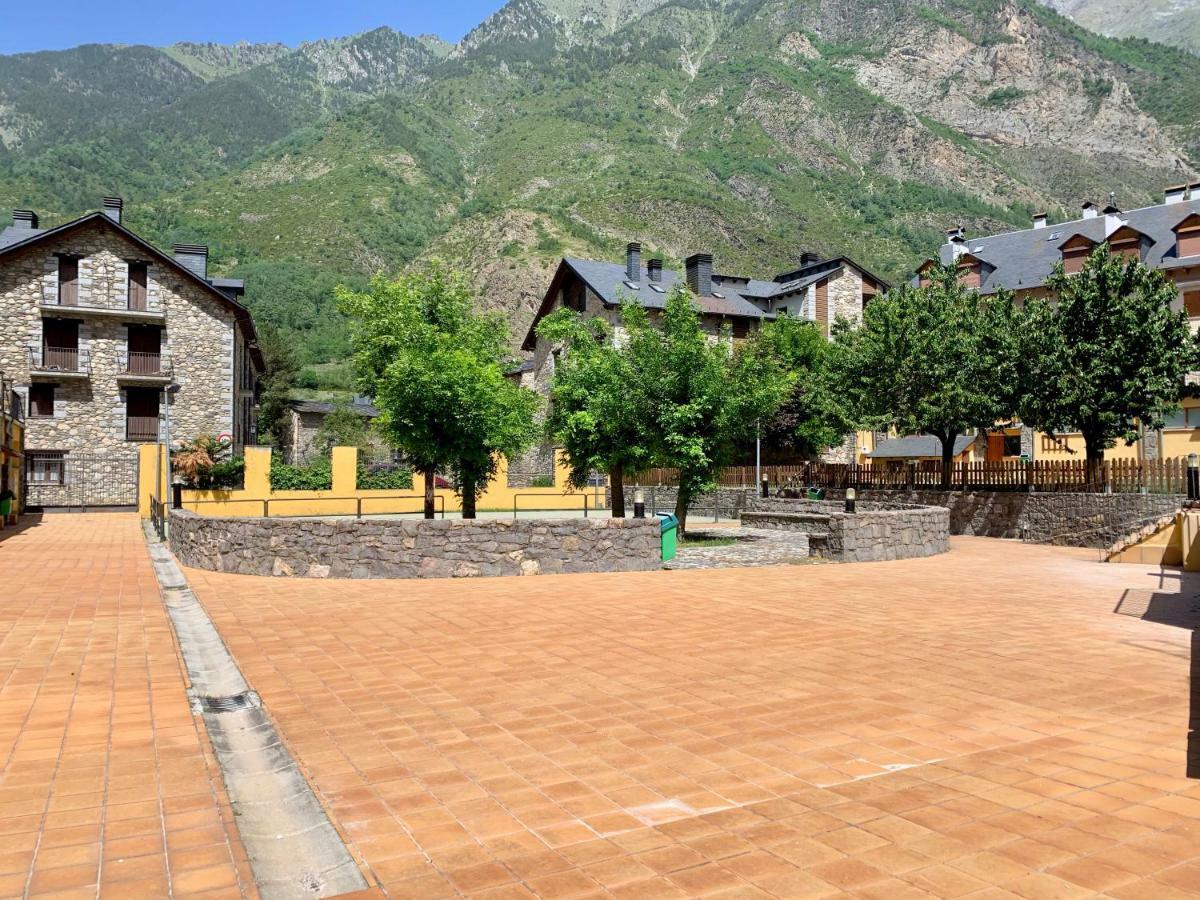 贝纳斯克Bpirineos-Blest公寓 外观 照片